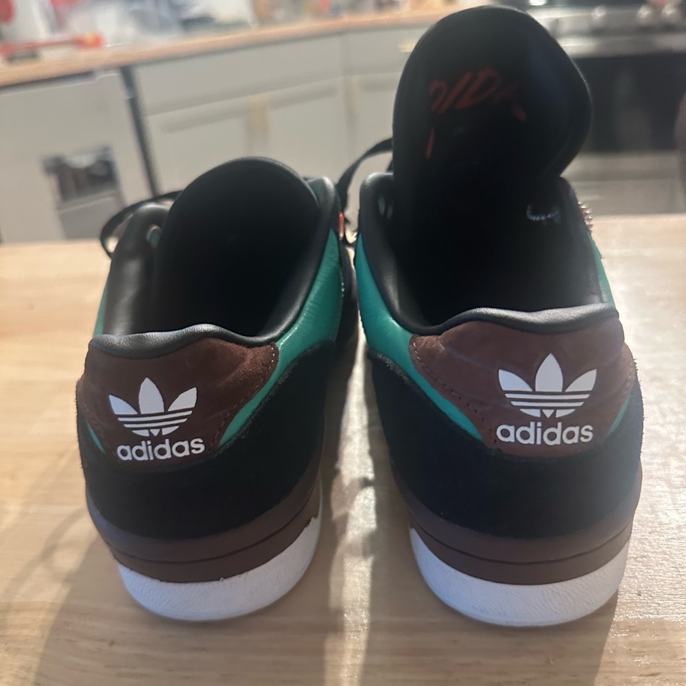 adidas Rivalry Low Demon Slayer - Picture 3 of 5